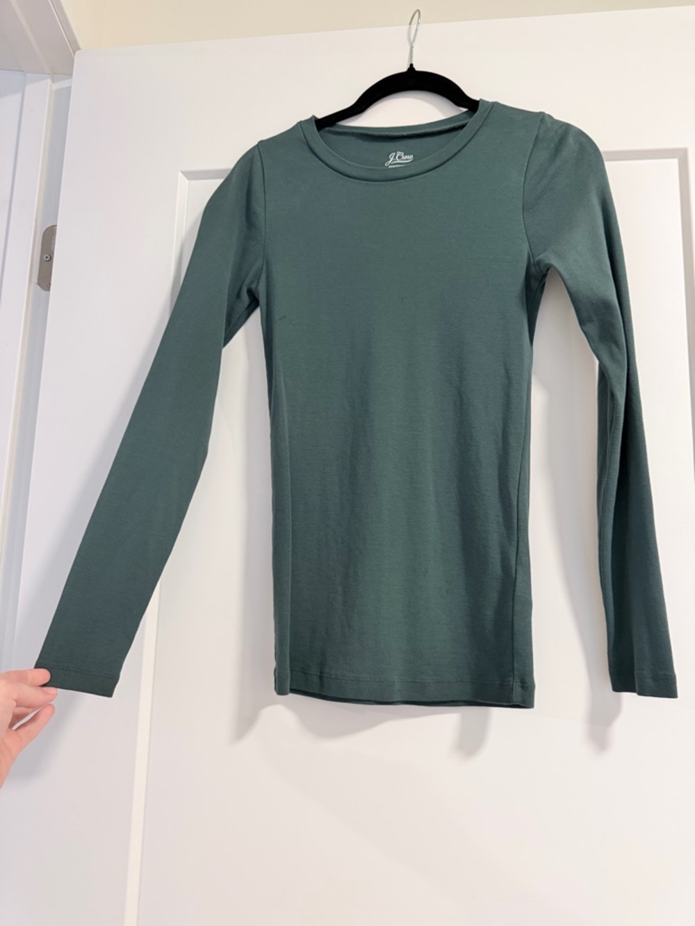 J. Crew Perfect Fit Green V-Neck Tee - Small